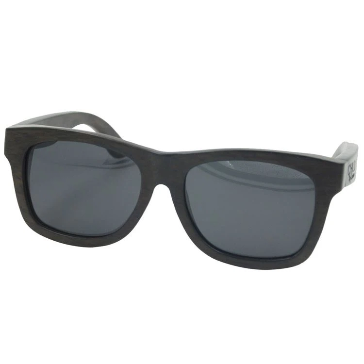 Klasyczne okulary przeciwsłoneczne unisex z drewna bambusowego
